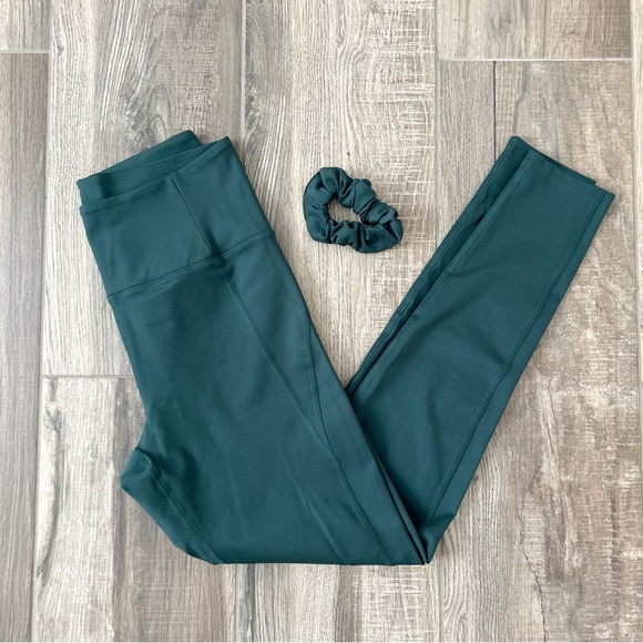Girlfriend Collective Leggings Medium Dark Green Hair tie - Picture 1 of 2